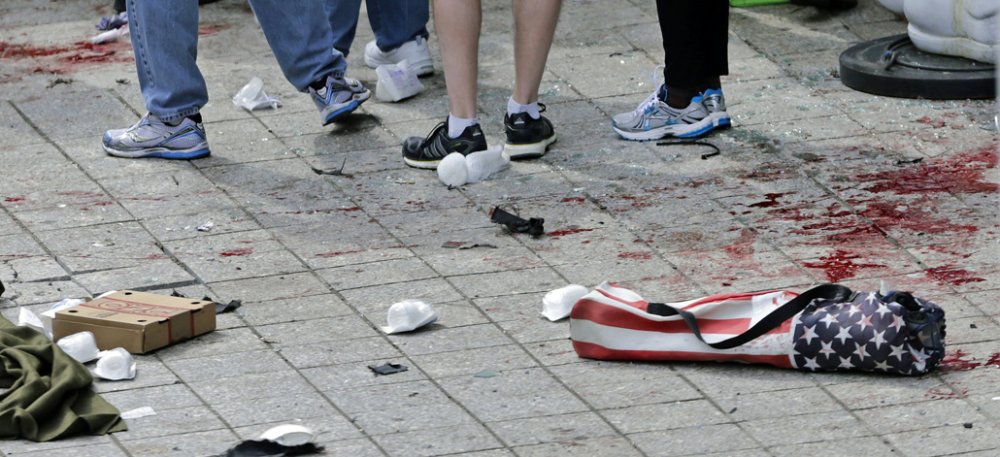 Bei zwei Bombenanschlägen beim Boston Marathon sind am 16.04.13 mehrere Menschen getötet und verletzt worden.