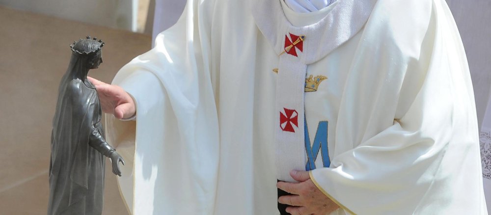 Ein Messgewand mit marianischen Symbolen