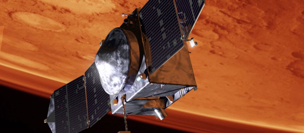 Planet Mars mit einer Sonde im Vorgergrund