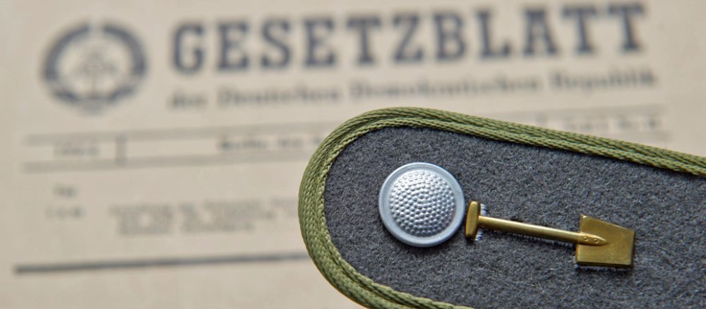 Schulterstück der ehemaligen Bausoldaten der Nationalen Volksarmee (NVA) der DDR.