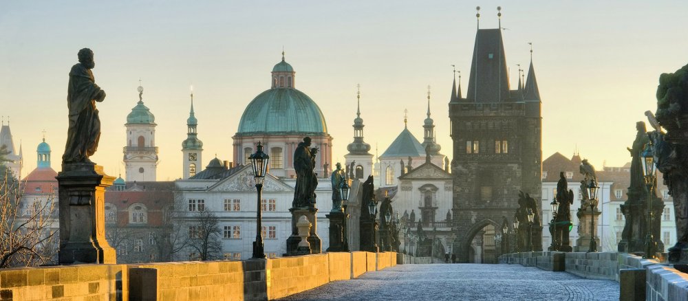 Die Karlsbrücke in Prag.