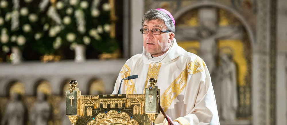 Eric de Moulins-Beaufort, Erzbischof von Reims und Vorsitzender der Französischen Bischofskonferenz, bei einer Predigt