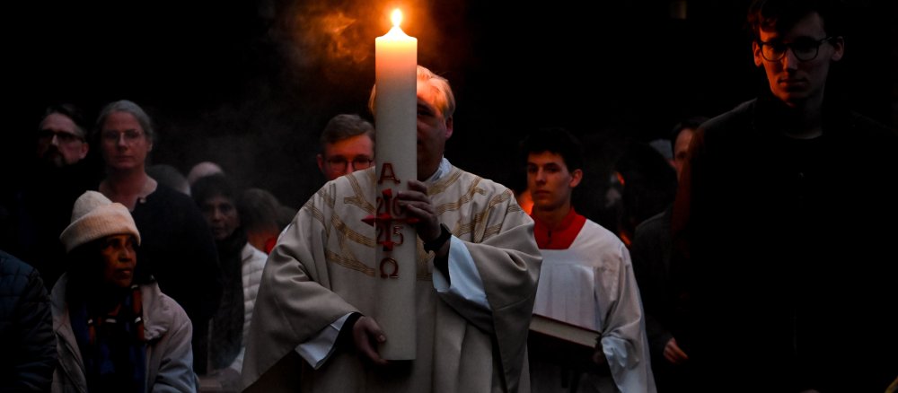 Gottesdienst in der Osternacht