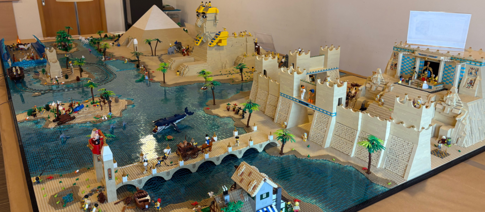 Die Lego Ausstellung von Pfarrer Thomas Elbert