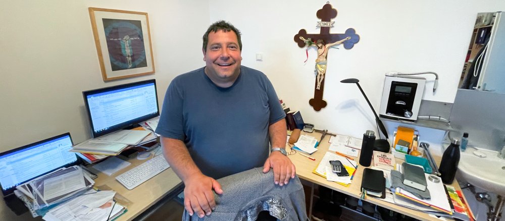 Wolfgang Ehrle in seinem Arbeitszimmer.