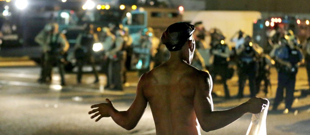 Ausschreitungen nach der Erschießung eines unbewaffneten schwarzen Jugendlichen durch einen weißen Polizisten am 9. August in der US-Stadt Ferguson bei St. Louis.