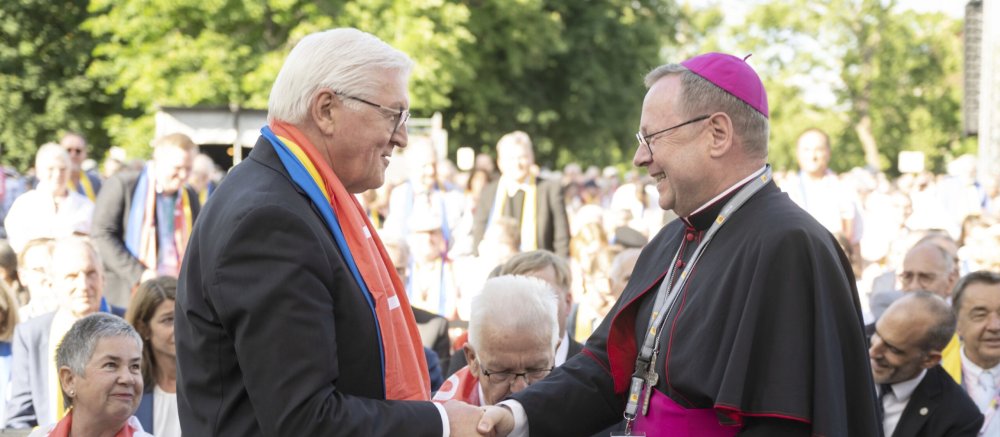Bundespräsident Frank-Walter Steinmeier und DBK-Vorsitzender Georg Bätzing