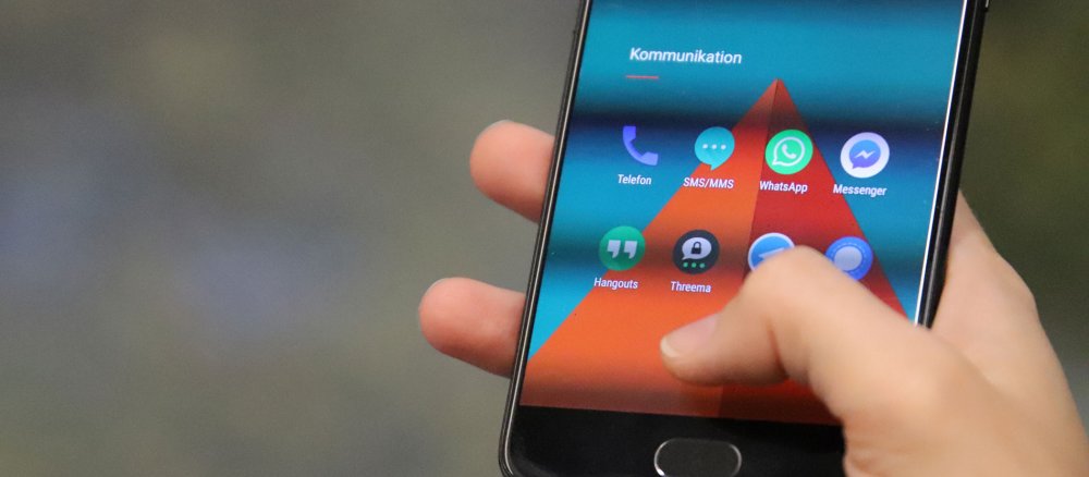 Verschiedene Messenger-Dienste auf einem Smartphone