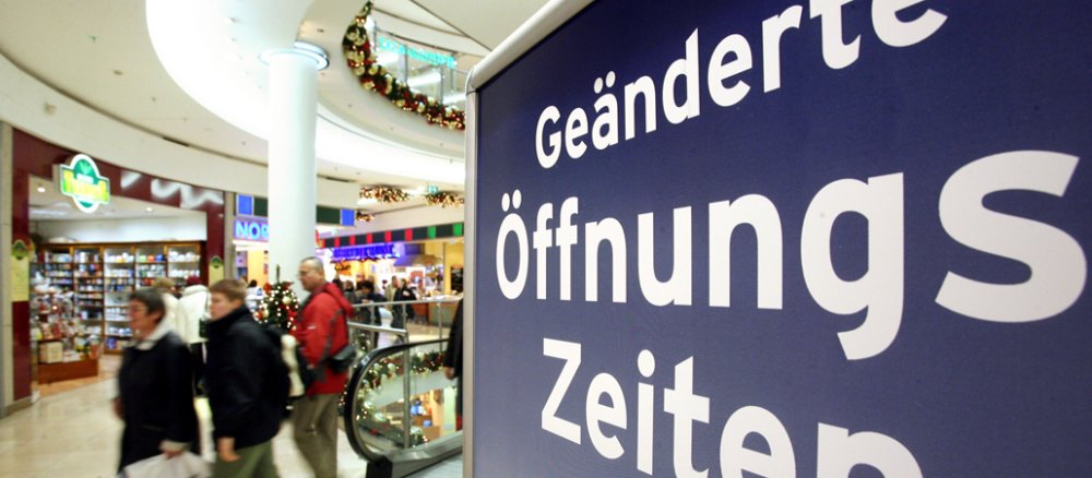 Symbolbild Ladenöffnungszeiten.