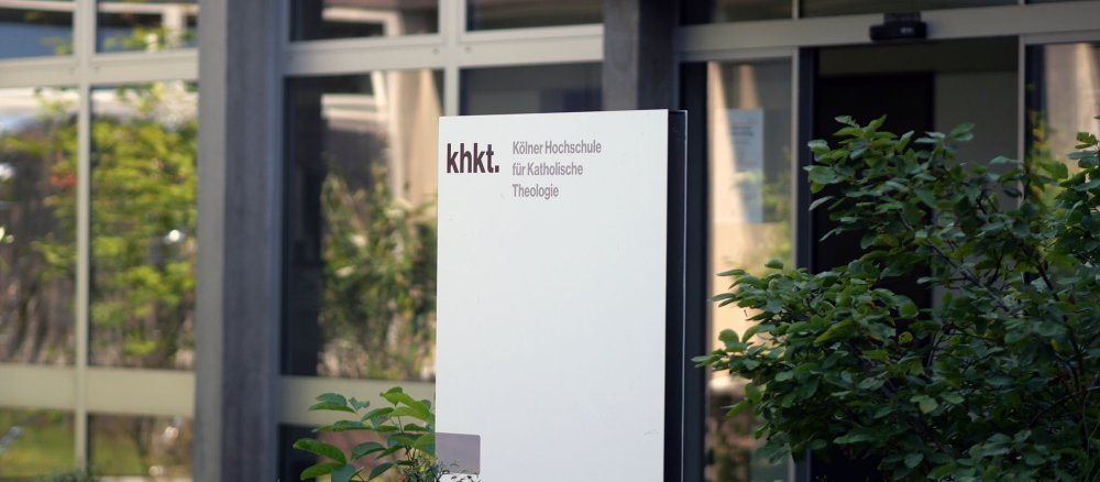 Haupteingang der KHKT