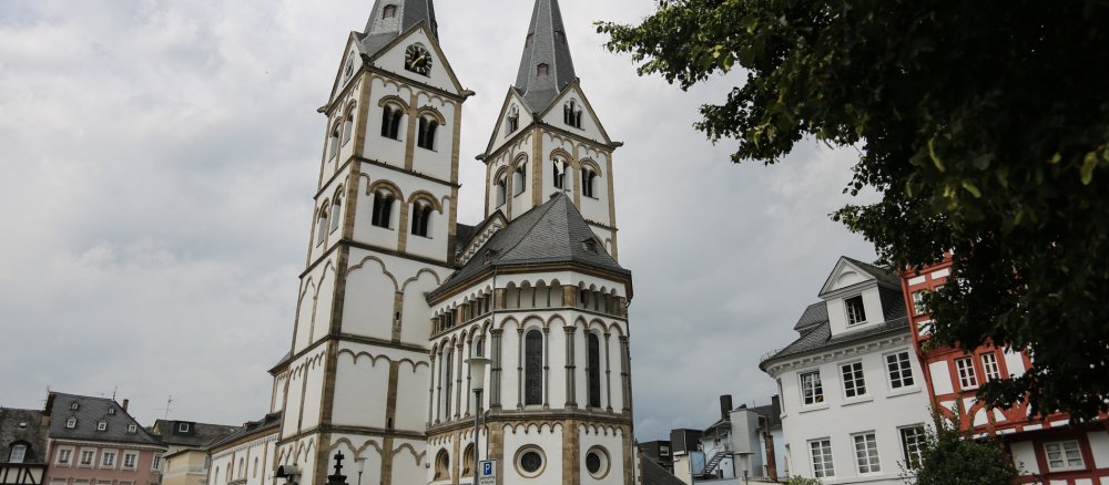 Die Basilika St. Severus in Boppard im Rheinischen Übergangsstil.