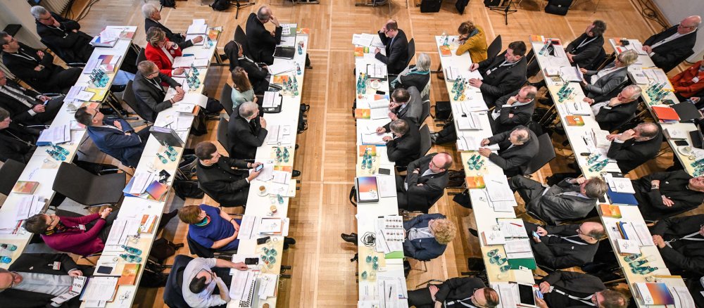 Erste Synodalversammlung in Frankfurt