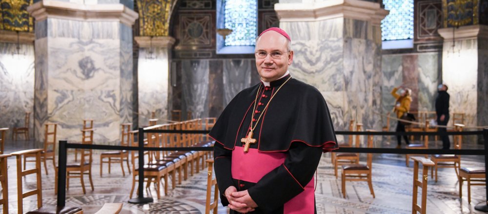 Bischof Helmut Dieser im Aachener Dom