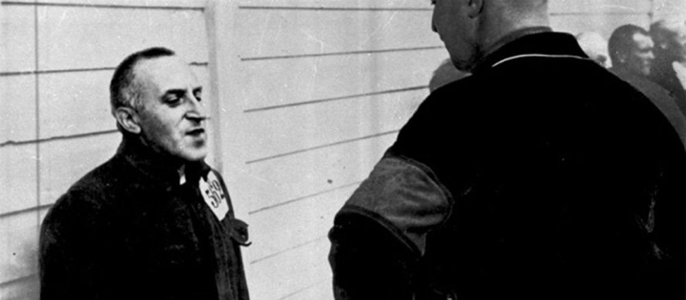 Der Publizist Carl von Ossietzky als Gefangener im Konzentrationslager Sachsenhausen.