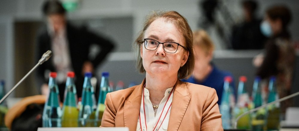 Theologieprofessorin Margit Eckholt bei der zweiten Synodalversammlung in Frankfurt