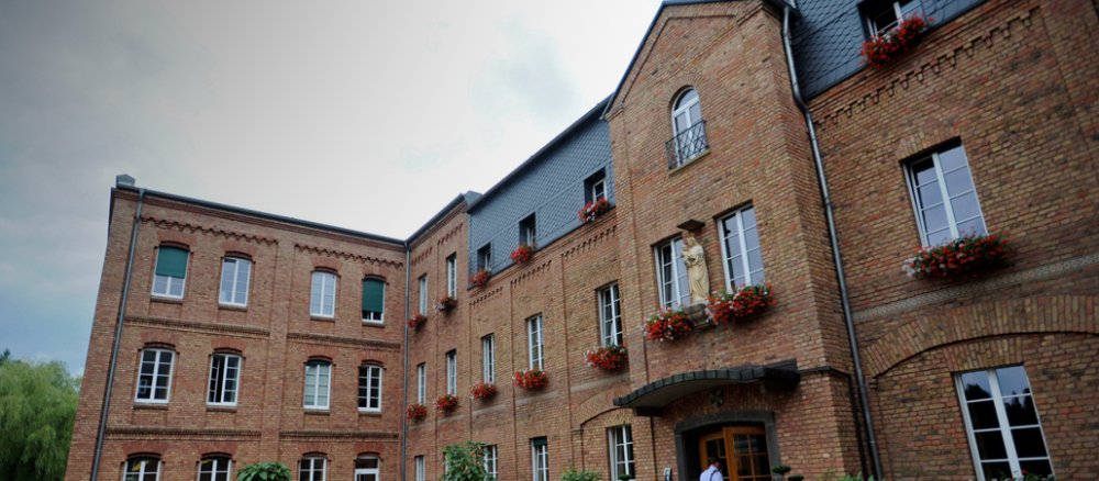 Das Kloster Arenberg ist ein Kloster der Dominikanerinnen in Koblenz-Arenberg.