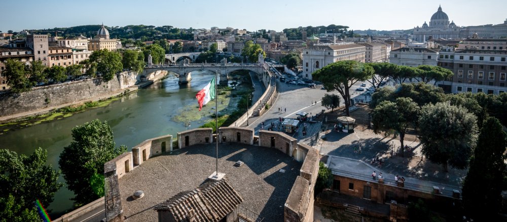 Blick auf den Tiber und die Stadt Rom