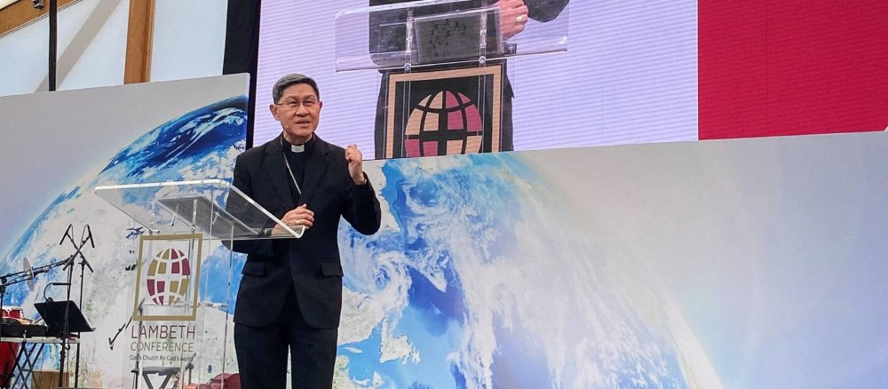 Kardinal Luis Antonio Tagle spricht bei der Lambeth Konferenz im britischen Canterbury