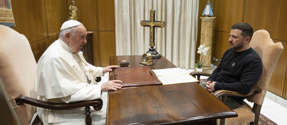 Papst Franziskus und Wolodymyr Selenskyj