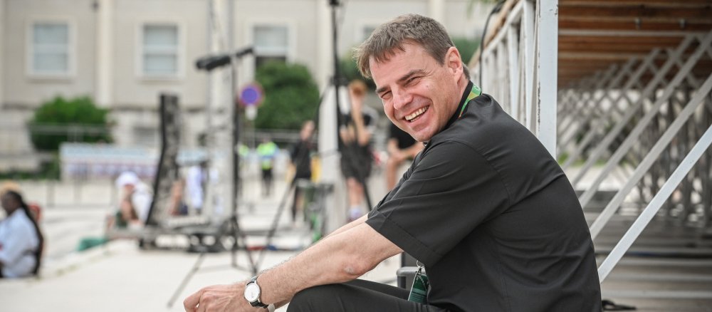Bischof Stefan Oster bei einer Katechese während des Weltjugendtags