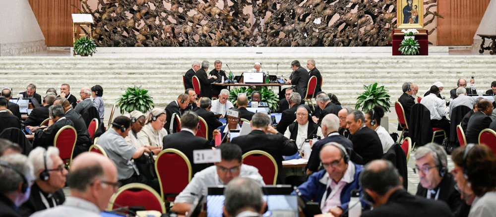 Papst Franziskus bei der Weltsynode