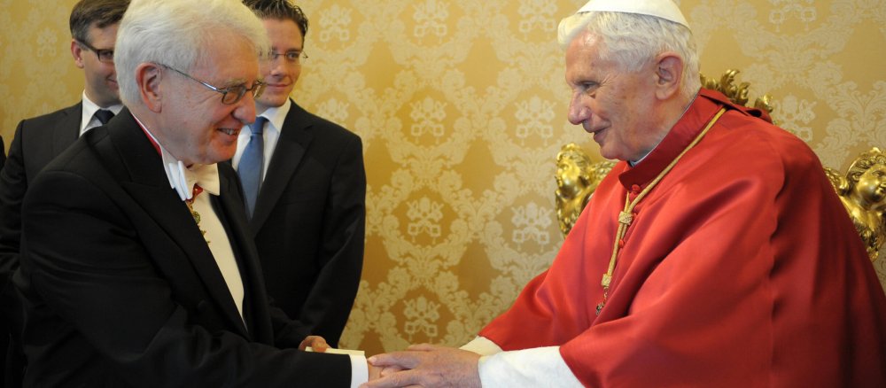 Reinhard Schweppe bei seinem Antrittsbesuch als deutscher Botschafter im Vatikan am 7. November 2011 bei Papst Benedikt XVI.