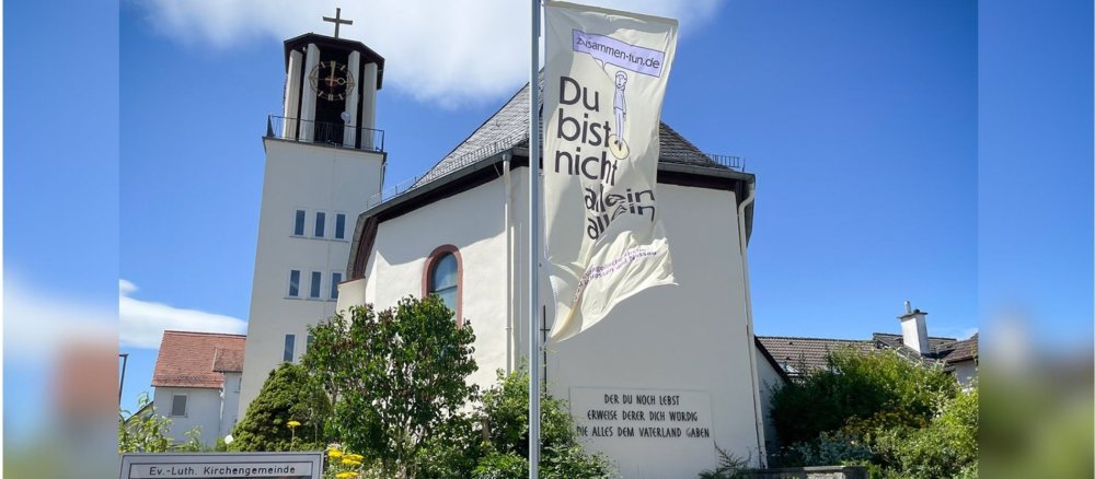Evangelisch-Lutherische Kirche in Oberstedten, Ortsteil von Oberursel, am 24. Juni 2025 in Oberursel.
