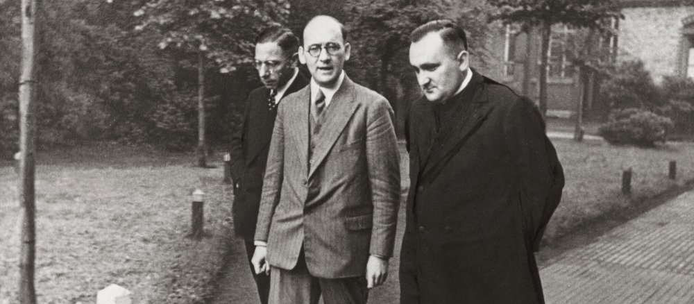 Nikolaus Groß, Redakteur der Ketteler-Wacht, Bernhard Letterhaus, Verbandssekretär und Dr. Hermann-Josef Schmitt, Generalsekretär des Reichsverbandes der KAB im Jahr 1932.