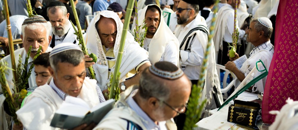 Priestersegen während des Laubenhüttenfestes
