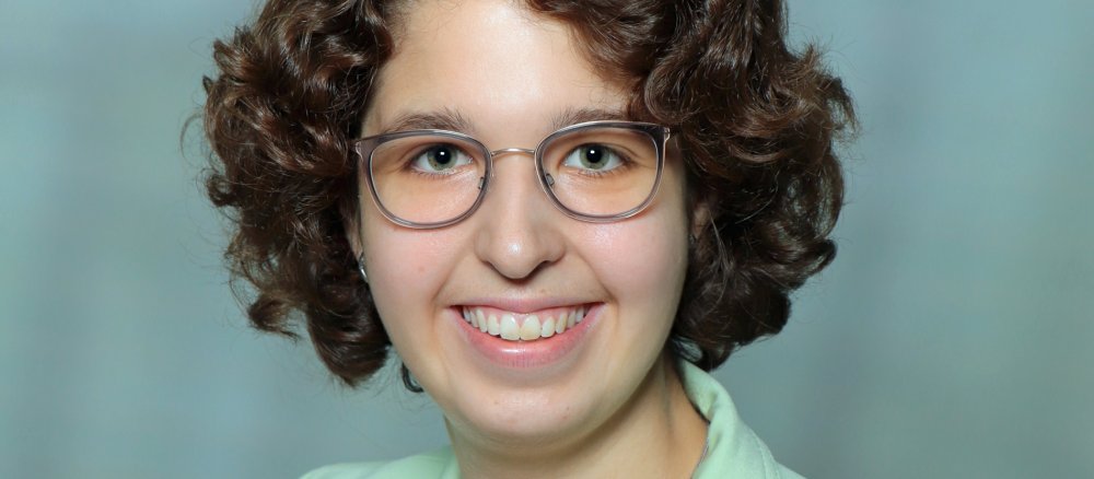 Lara Mayer