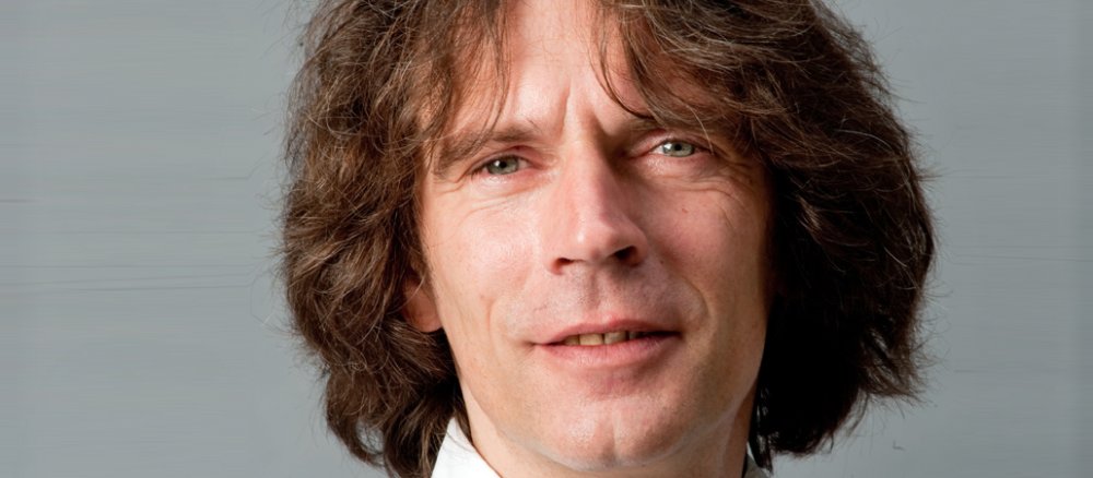 Stephan Karrenbauer arbeitet bei der Hamburger Obdachlosenmagazin "Hinz__amp__Kunzt".