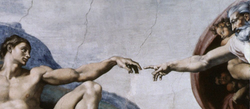 Berühmtes Kunstwerk, auf dem der ältere bärtige Mann (Gott, rechts oben) seine Hand dem jüngeren nackten Adam (links unten) entgegenstreckt.