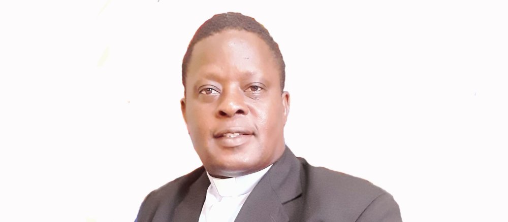 Dr. Ambrose Bwangatto ist Priester