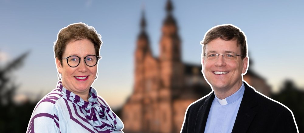 Montage von Annette Stechmann und Martin Starke vor dem Fuldaer Dom