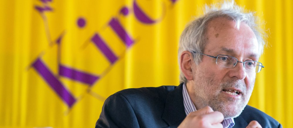 Christian Weisner vom Bundesteam der Kirchen-Reformgruppe "Wir sind Kirche" spricht.