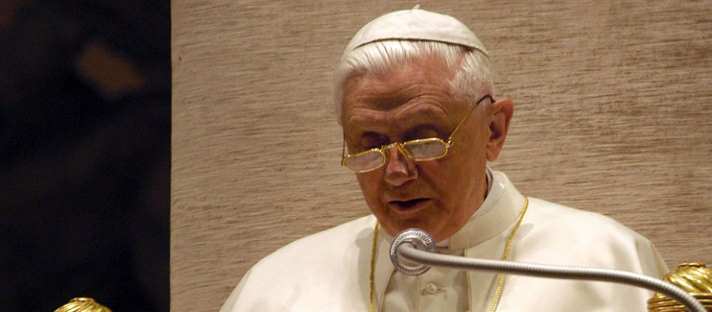 Papst Benedikt XVI. während der Generalaudienz am Mittwoch in der vatikanischen Audienzhalle.