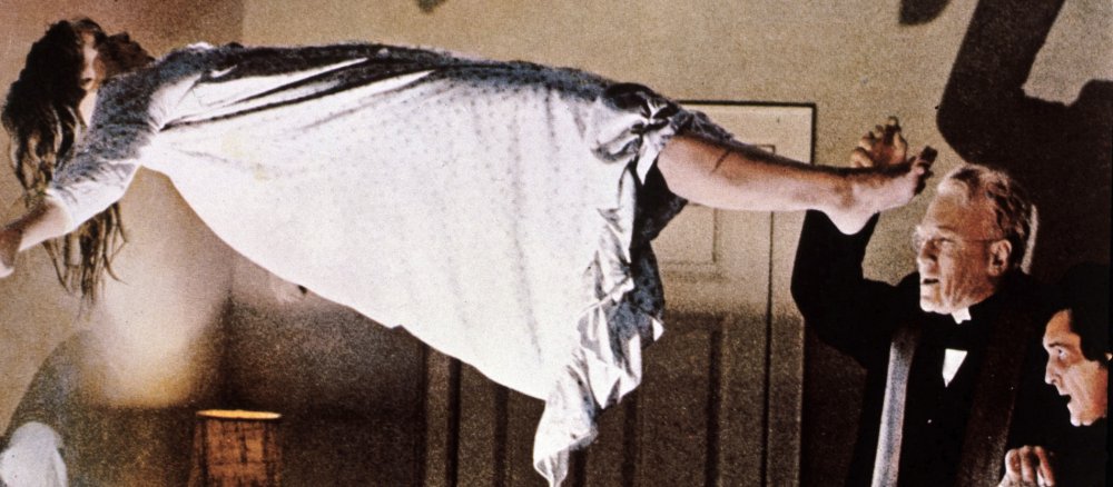 "Der Exorzist" handelt von einer Dämonenaustreibung.
